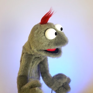 Rod-Arm Practice Puppet Mark 1 GREY image 8