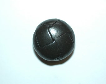 3/4" Black Woven Leather Button