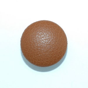 Bouton en cuir cognac foncé