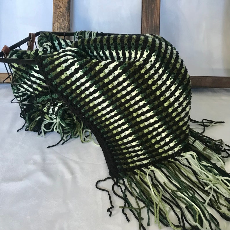 Parker Leaf Fringe Blanket main image 1