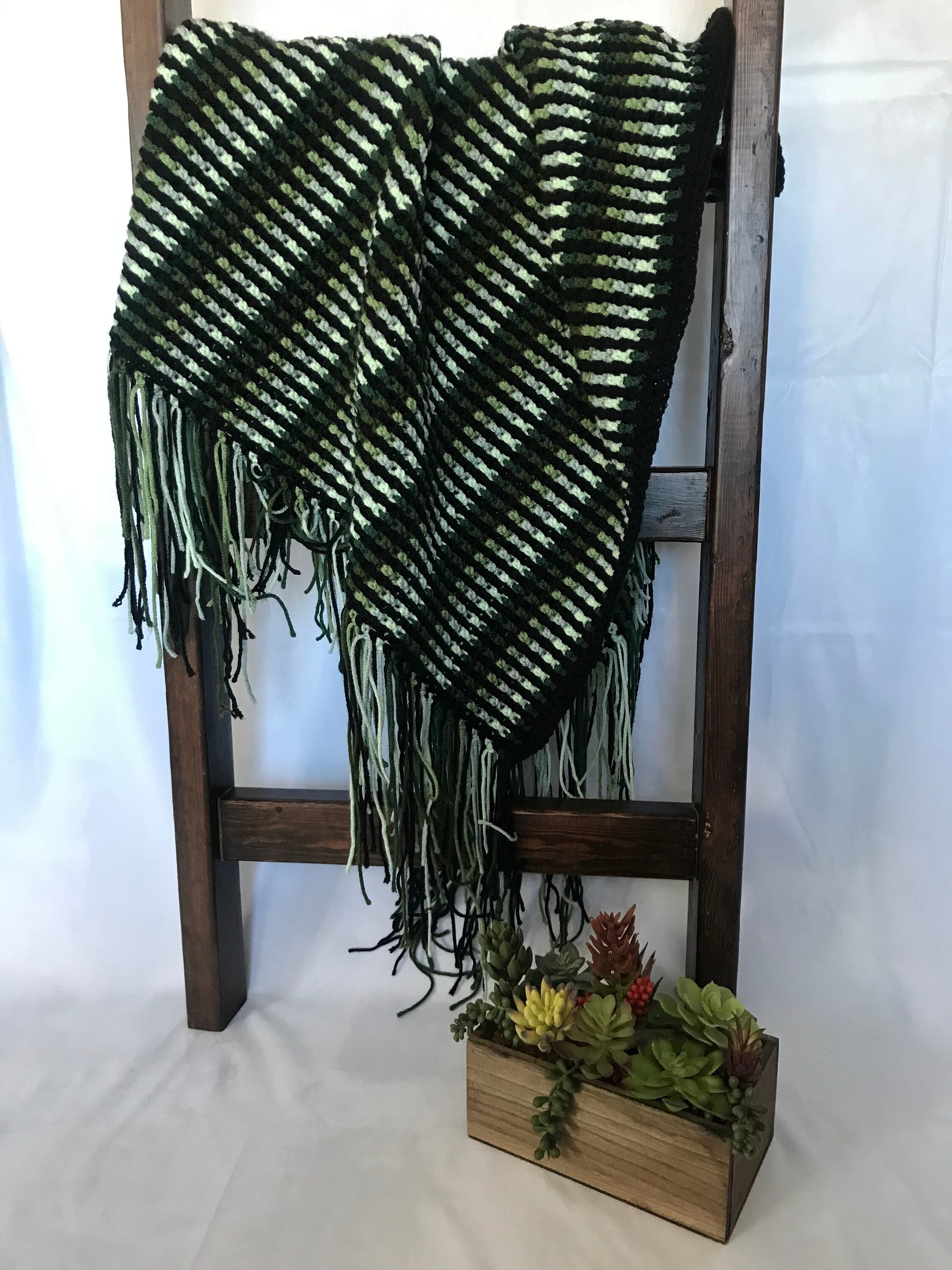 Parker Leaf Fringe Blanket main image 0