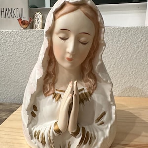 Beautiful Rare Vintage Porcelain Hand Painted Napcoware JAPAN  , The Blessed Virgin Mary with praying hands-planter- Great Find