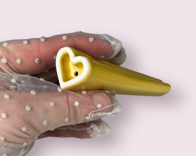 SALE! Sunflower Yellow Tapered Heart Pipe