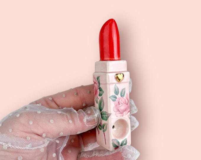 Vintage Floral Red Lipstick Pipe