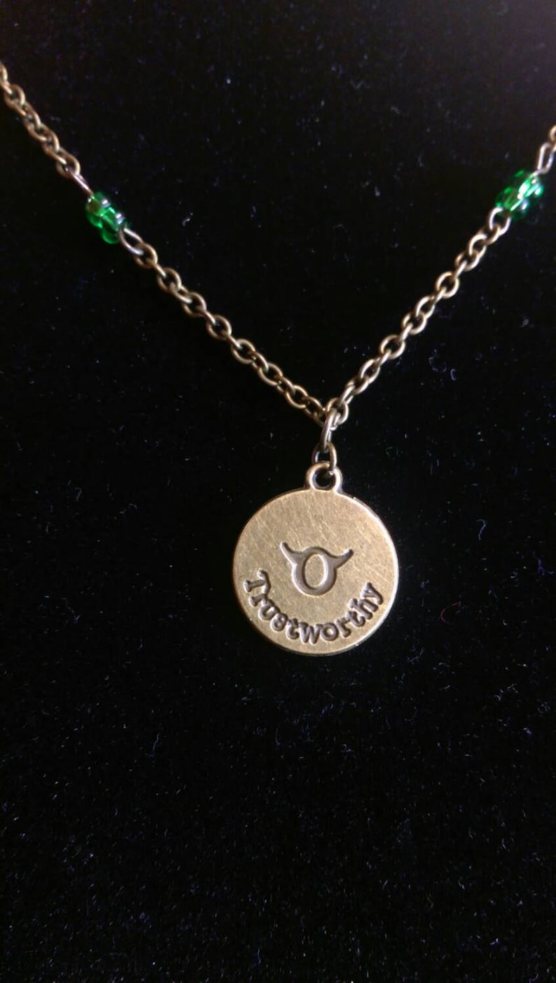 Free Shipping! Bronze Zodiac Hand Beaded Birthstone Necklace Taurus Emerald