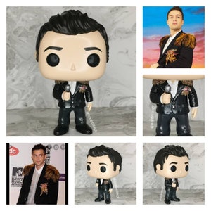 Now Taking Pre-Orders for May 20th Custom Brandon Flowers Inspired Pop w/ Full Box Your choice of Any Outfit, mic in hand included. image 4