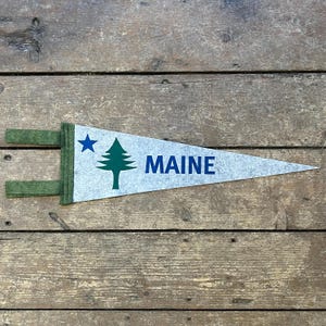 Maine 1901 Bicentennial Flag Gray Pennant