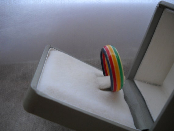 The Rainbow Ring - 60s Lucite boho ring, multicol… - image 2