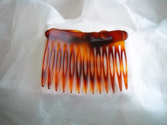80s Handmade French Hair Combs Were Made of Turtle Lucite  display picture 2