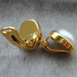 Late 80's Italian pearl earrings italian gold plated. Clip on Earrings. image 3
