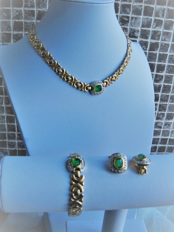 80s Austrian Set Jewelry; Necklace, Earrings and B