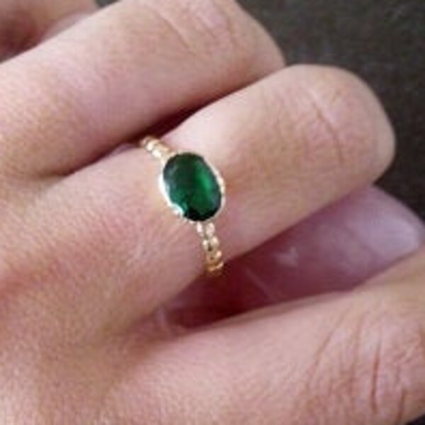 Gold Emerald Ring - Green  Gemstone Ring - Stackable Ring - May Birthstone Ring - Bezel ring - Simple Ring