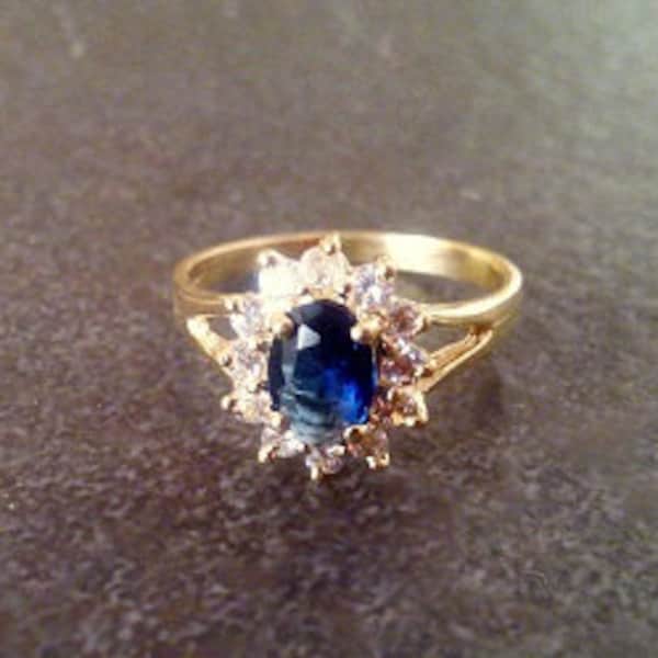 Engagement Ring, Gold ring, Kate Middleton ring, Princess Diana ring, Royal gemstone ring, Wedding from Prince William,
