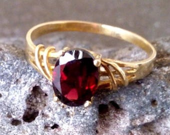 Granat Ring: 14k Gold Filled Lace Band, Januar Geburtsstein