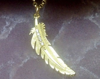 Gold Feather Necklace, Gift for Girlfriend ,Delicate Necklace, Simple Necklace, Dainty Necklace, Crystals Necklace