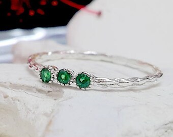 Emerald Ring, May Birthstone Ring, Gemstones Ring, Stack Stacking Ring, Sterling Silver Ring, Green Ring, Dainty Ring, Tiny Ring