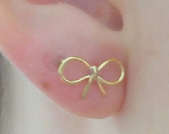 SALE! Little posts,Bow Studs,Gold Earrings,tiny studs,sball bow earrings,cute dainty posts,gift under 20