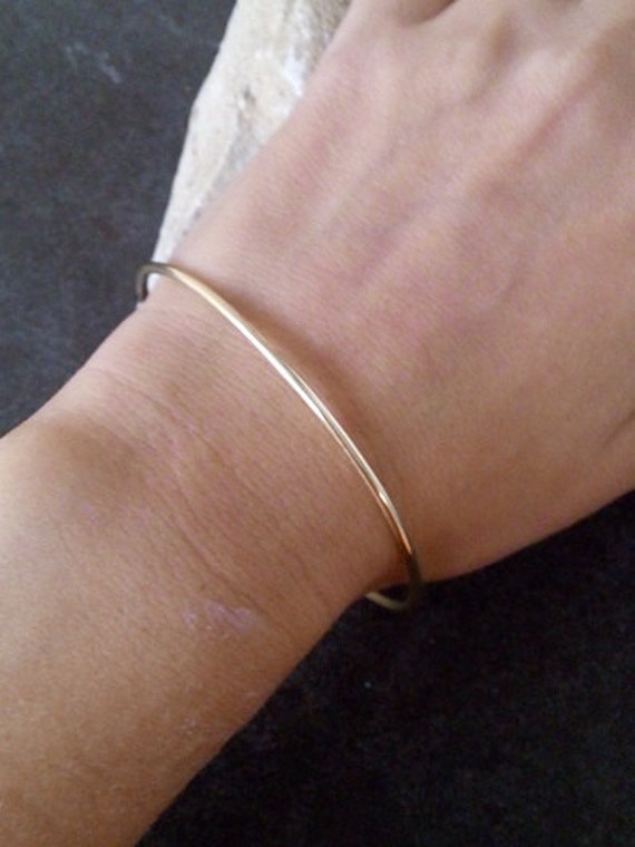 Single on sale bangle bracelet