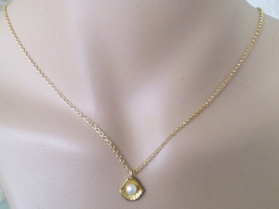 SALE Tiny Shell Necklace Gold Necklace Sea Pendant | Etsy