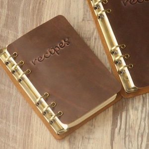 Livre de recettes pour rédiger vos propres recettes, journal de recettes vierge avec couverture en cuir, reliure à anneaux de recettes de 160 pages