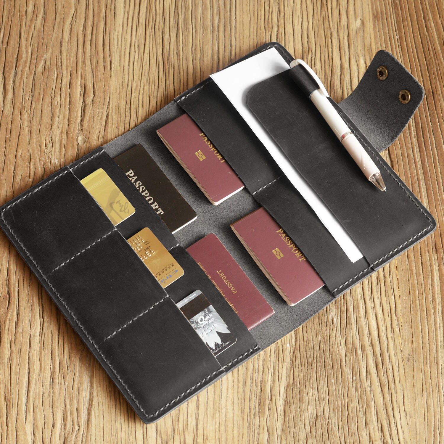 Personalized Leather Family 4 Passport Holder / Family Etsy