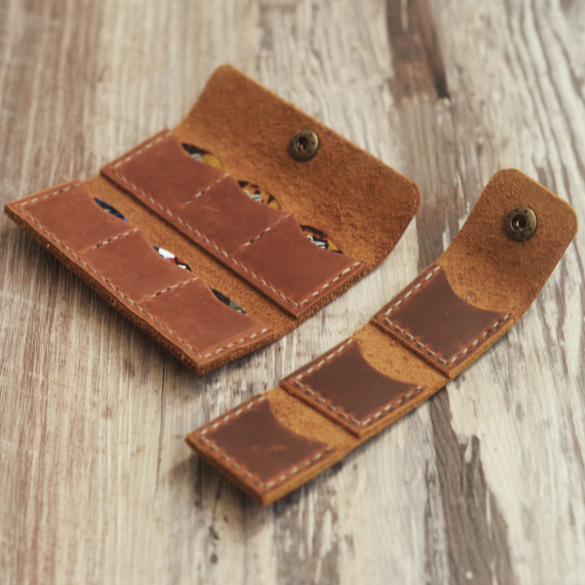 Personalized guitar picks holder, Pick Pouch Case Wallet Holds 6 picks for Guitar Ukulele Musician Gift Brown Leather -113