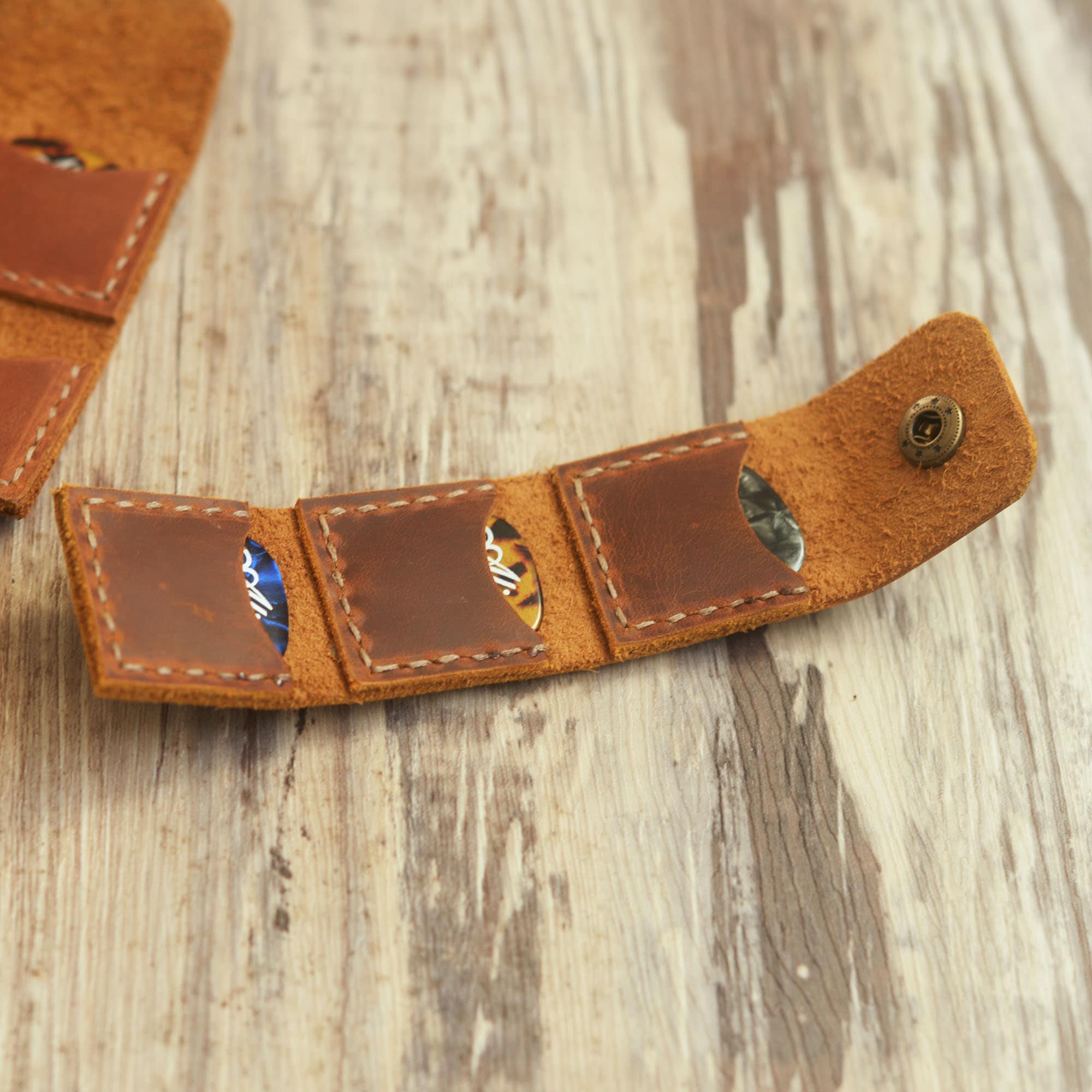 Personalized guitar picks holder, Pick Pouch Case Wallet Holds 6 picks for Guitar Ukulele Musician Gift Brown Leather -113
