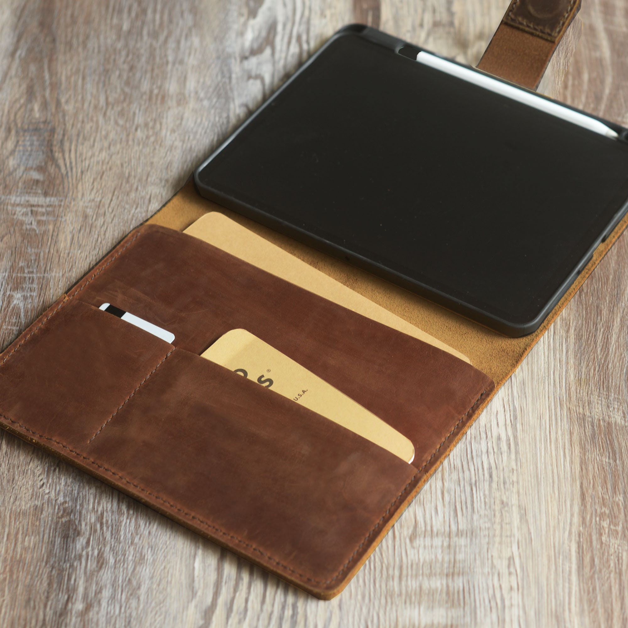 Personalized Leather Magnetic Closure 2022 iPad Pro 12.9 Case