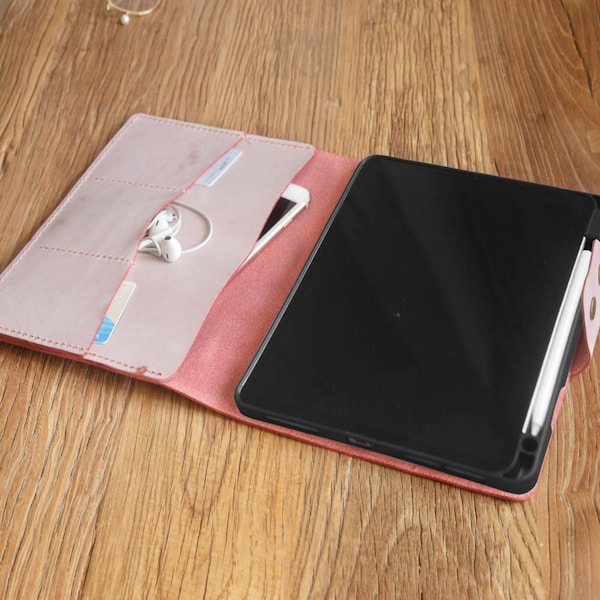 Personalized leather cover for iPad mini 6, pro 12.9 2021, Pro 11, iPad air 5th gen,  Portfolio with apple pencil holder - veg leather