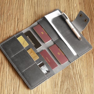Personalisierte Leder Familie 4 Reisepasshalter / Familien Reisepass Organizer / Reisepass Reise Portemonnaie Cover - Grau PA001