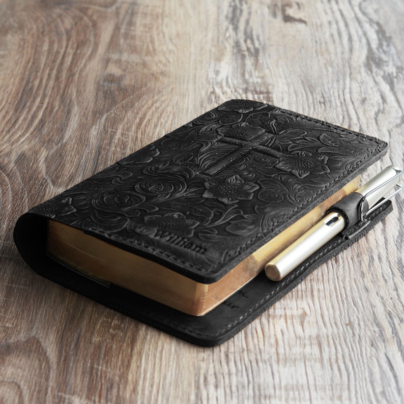 Etui en cuir repoussé pour la Sainte Bible LSG, Cadeaux chrétiens personnalisés pour femme pour mère Cadeaux pour personnes âgées, 307J image 3