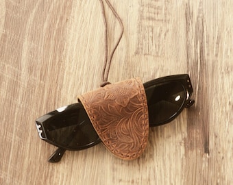 Magnetic Leather Glasses Neck Strap Holder with Clip, Adjustable Lanyard