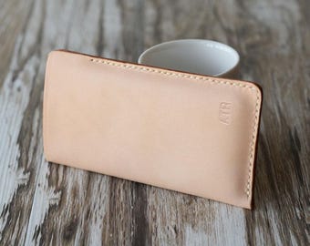 Personalized Leather sleeve / pouch for  IPhone 17 Pro Max / iphone 16 / women’s or men's iPhone 15 Sleeve / iPhone 14 pro Case Sleeves
