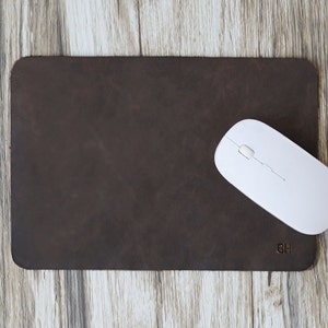 Leather Mouse Pad, Mouse Pad, Leather mousepad, Monogram Mousepad, Hand Cut from Vegetable Tanned Leather image 3