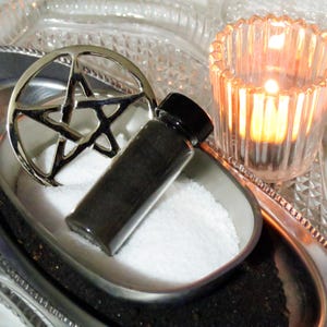 Black Salt (Witches' Salt) // 1 oz | 30 mL