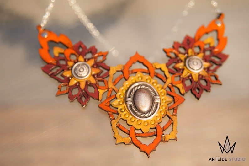 Leather silver necklace warm tones Crystal