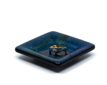 Iridescent Glass Ring Dish: Ginkgo Leaf Design, Incense Holder