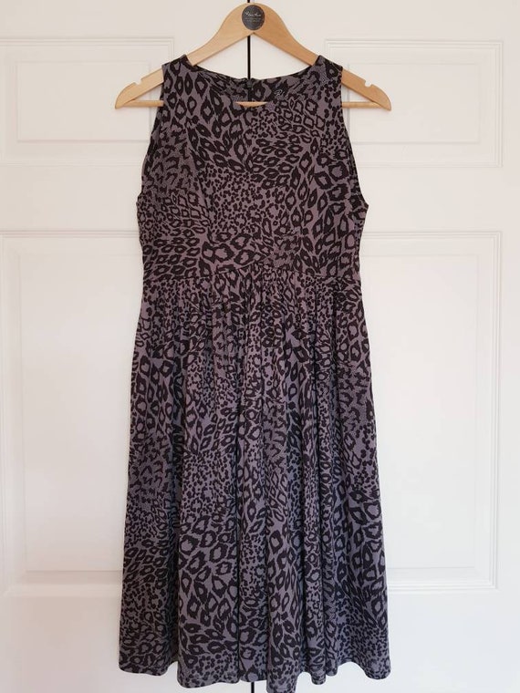 slim fit dress slacks Gray Contrast Solid Leopard Short Sleeve T-shirt Dress with Slits – Double  E Creations