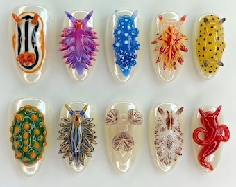 Faux ongles artisanaux Nudibranches Océan | Limace de mer colorée 3D, créature marine et texture gélatineuse | Kit d'ongles Océan Mignon