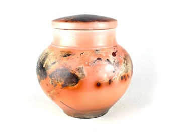 Personalized Saggar Fired Pet Urn – Custom Engraved Keepsake Urn for Ashes