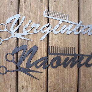 Segno di parrucchiere in metallo / Salone personalizzato / Decorazione aziendale personalizzata argento / Stand di insegne in metallo personalizzato Nero / Regalo per parrucchieri / Forbici