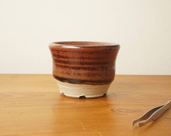 Bonsai pot. Small Mame bonsai pot. Handmade wheel thrown studio pottery.