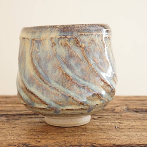 Chawan tea bowl. Handmade wheel thrown studio pottery.