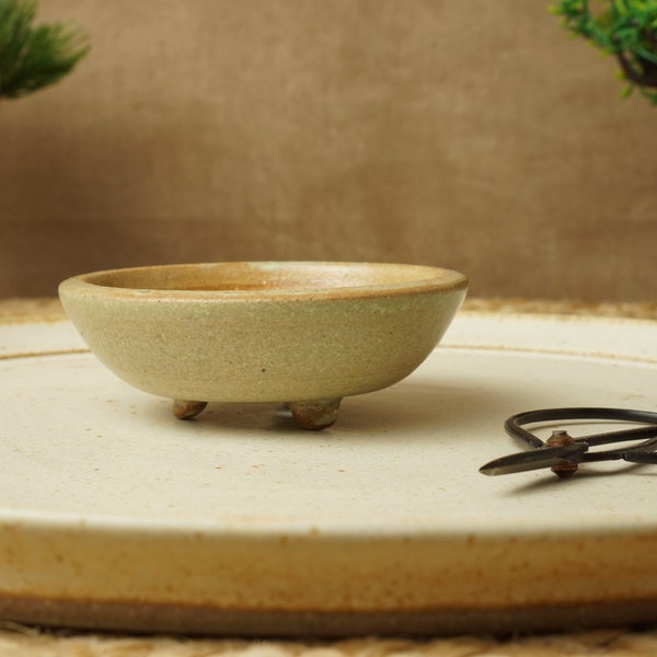 Bonsai pot. Green Mame bonsai pot. Handmade wheel thrown studio pottery. G2065 StevaCeramics