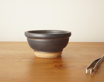 Bonsai pot. Lead grey Mame bonsai pot. Handmade wheel thrown studio pottery. G1586 StevaCeramics