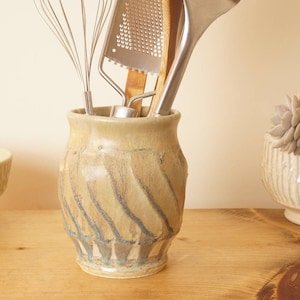 Utensil holder. Handthrown stoneware studio pottery.