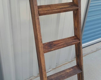 Rustic farmhouse-style quilt ladder, reclaimed wood decor,  farmhouse-style decor, blanket ladder