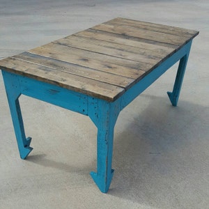 Farmhouse coffee table with arrow legs - reclaimed wood coffee table - rustic table - farmhouse furniture - farmhouse decor