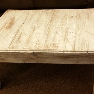 Farmhouse coffee table - rustic table - farmhouse furniture - trending - popular items - reclaimed wood coffee table