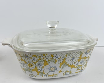 Corningware 1.5 Qt Casserole Dish Floral Bouquet Yellow Background With Lid